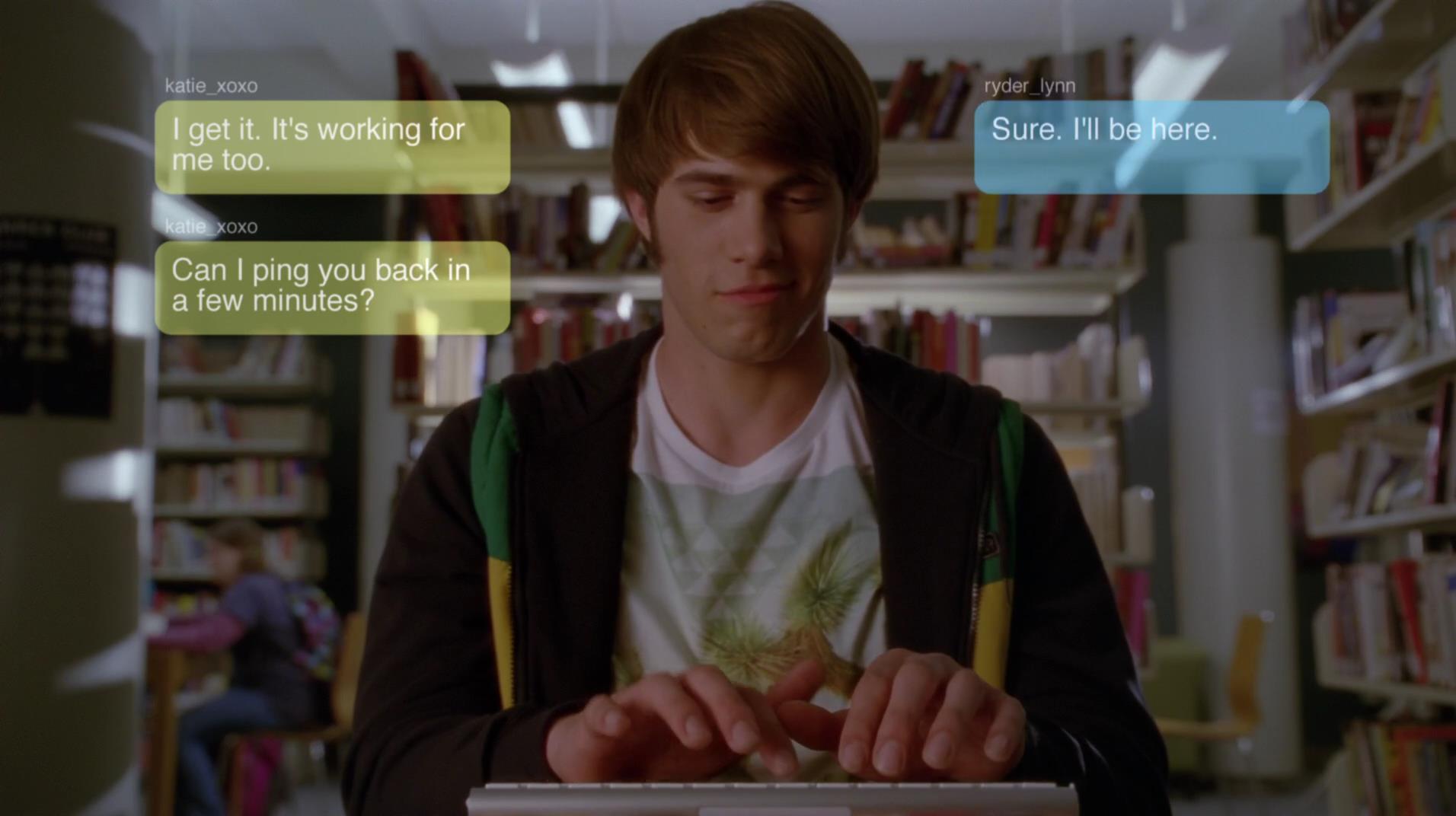Glee_0925.jpg