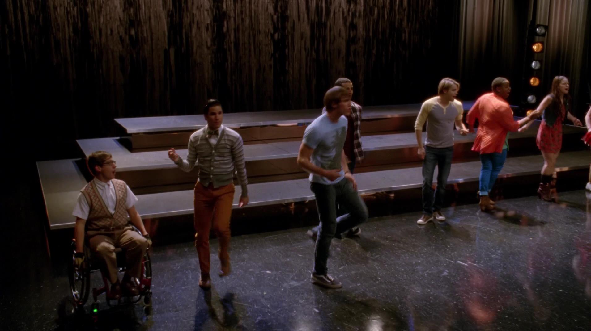Glee_1025.jpg