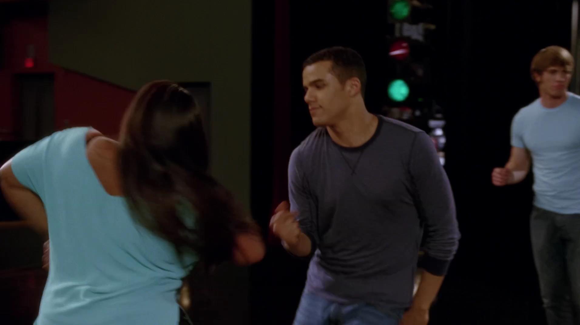 Glee_0323.jpg