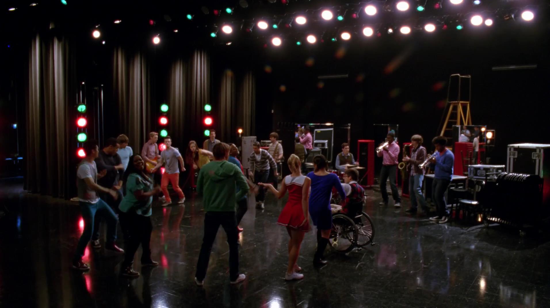 Glee_0355.jpg