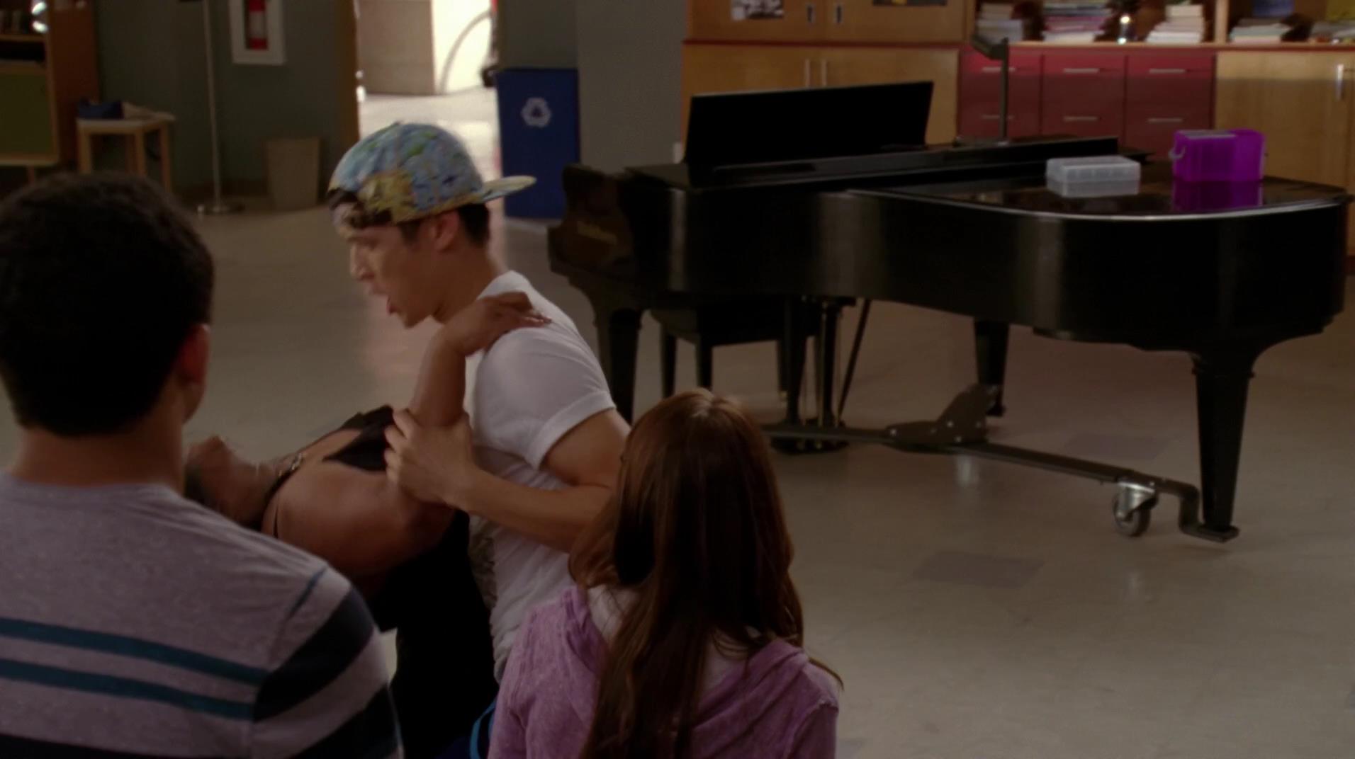 Glee_0879.jpg