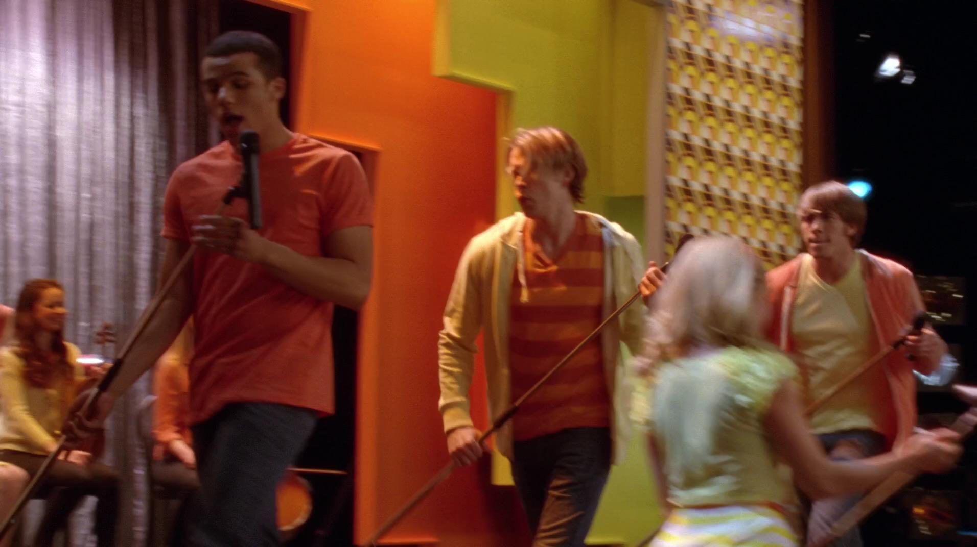 Glee_1029.jpg