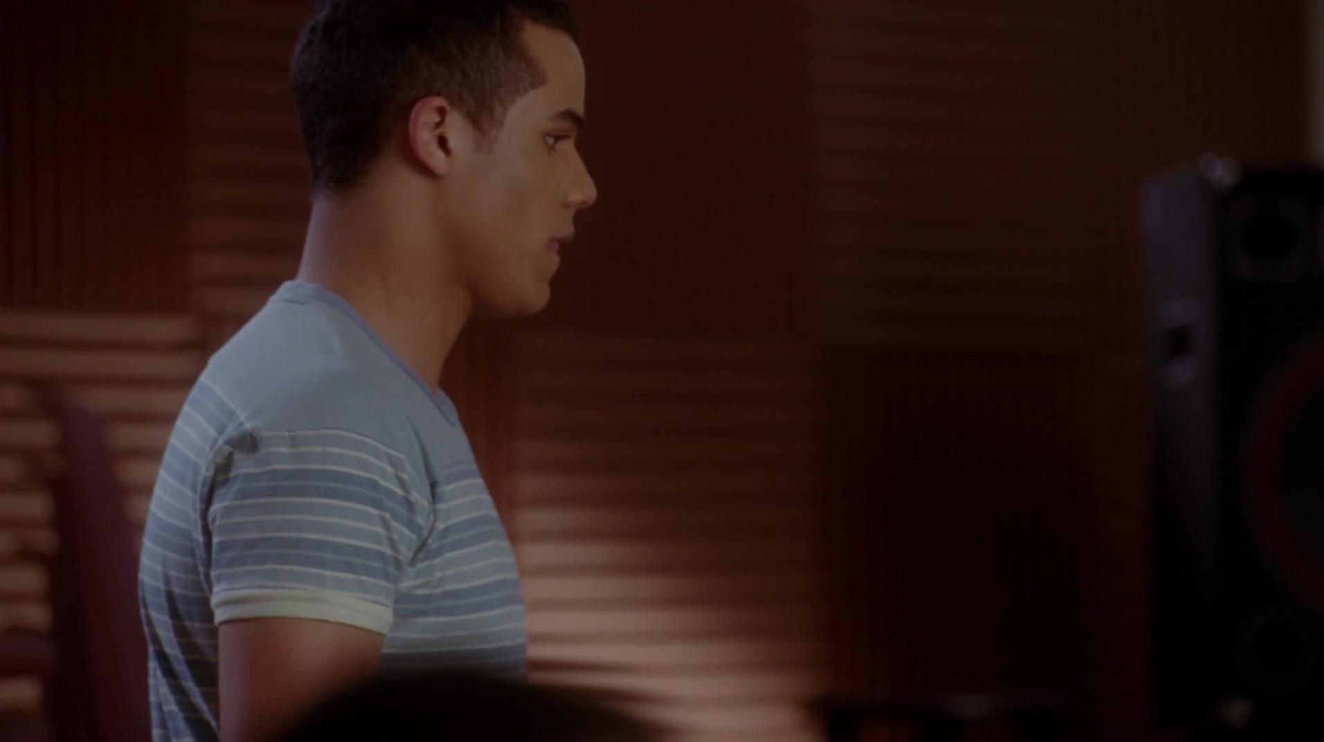 Glee_0315.jpg