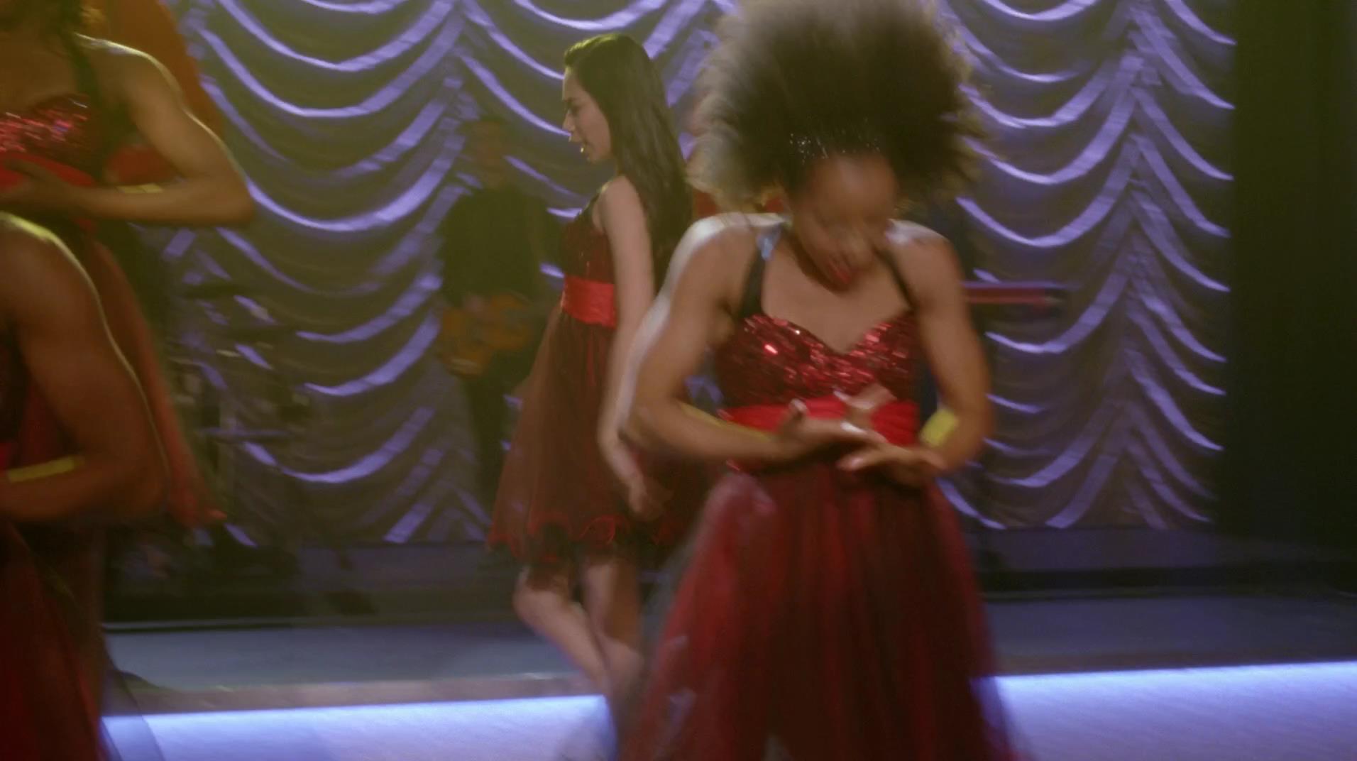 Glee_0701.jpg