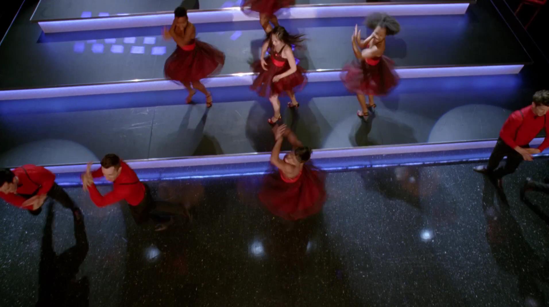 Glee_0704.jpg