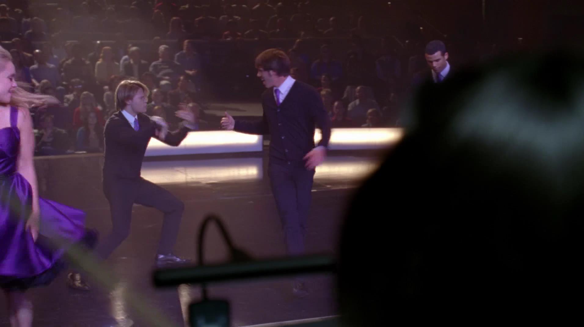 Glee_0806.jpg