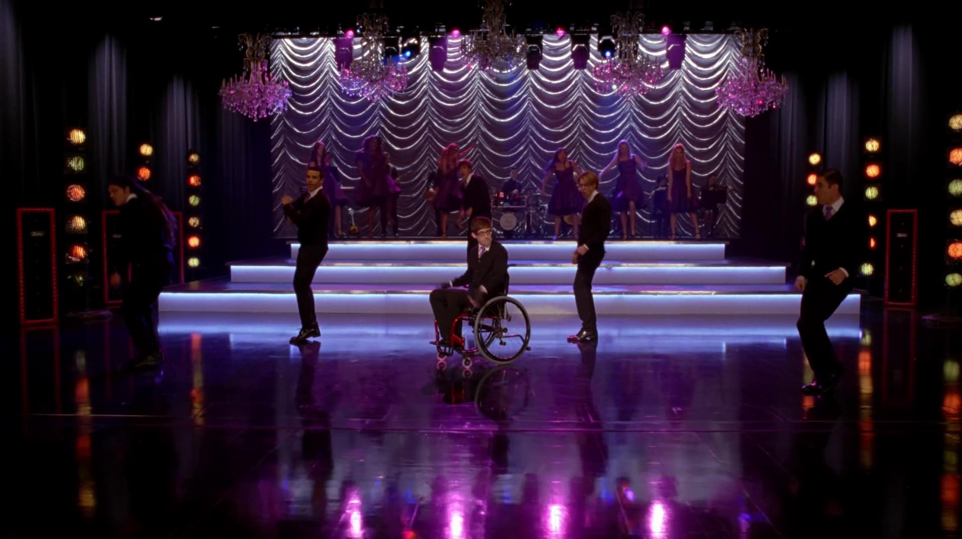 Glee_0813.jpg