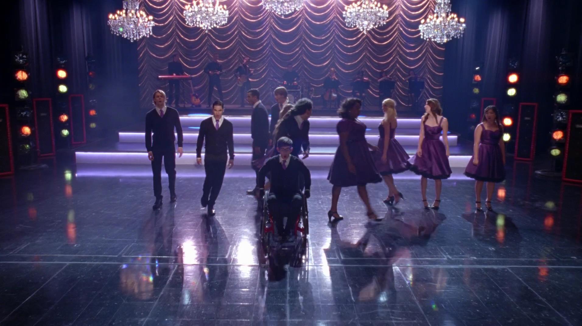 Glee_0915.jpg