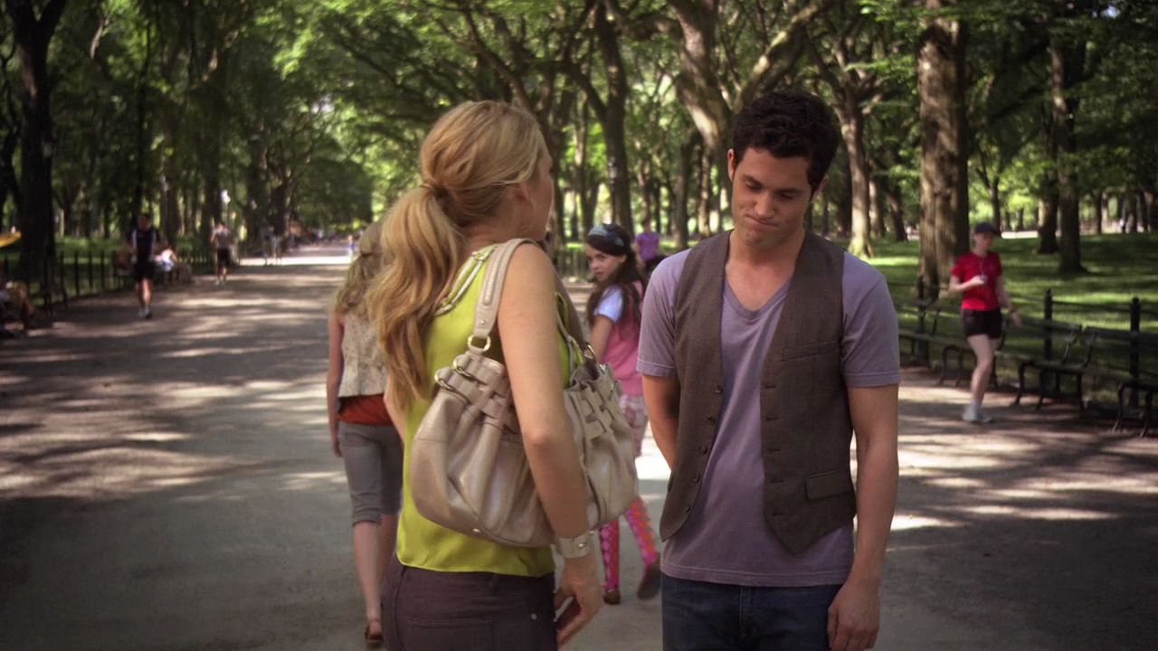 203GossipGirl0409.jpg