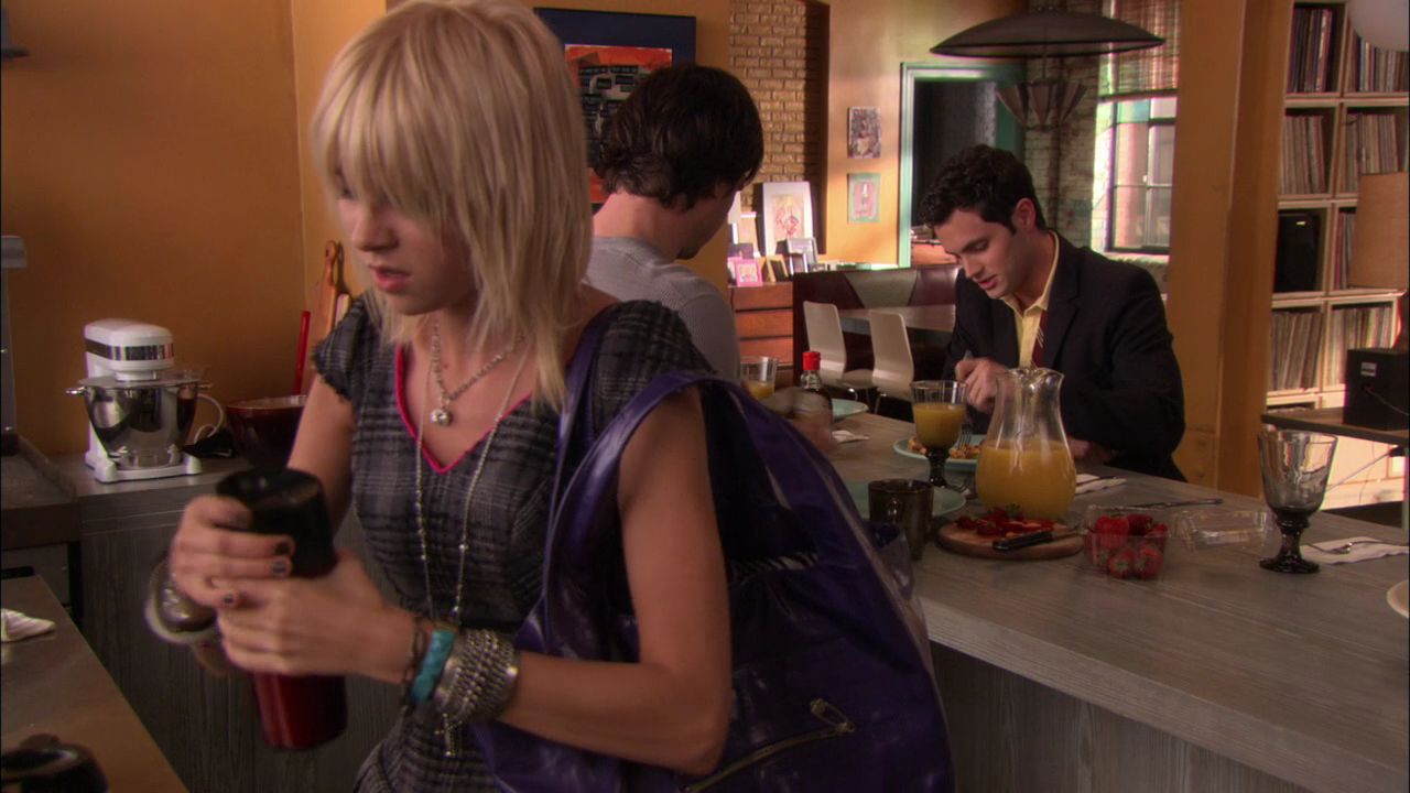 208GossipGirl0056.jpg