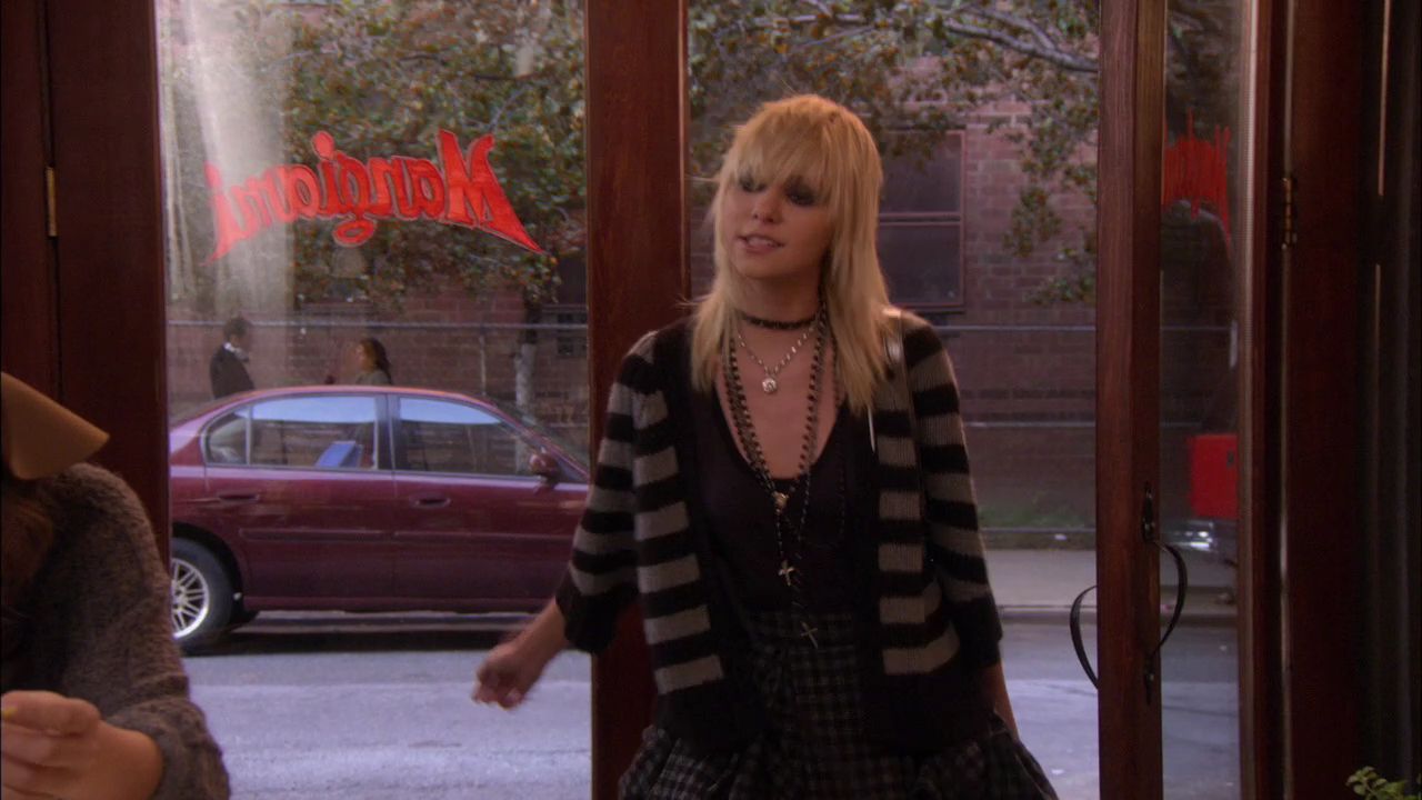 210GossipGirl0388.jpg