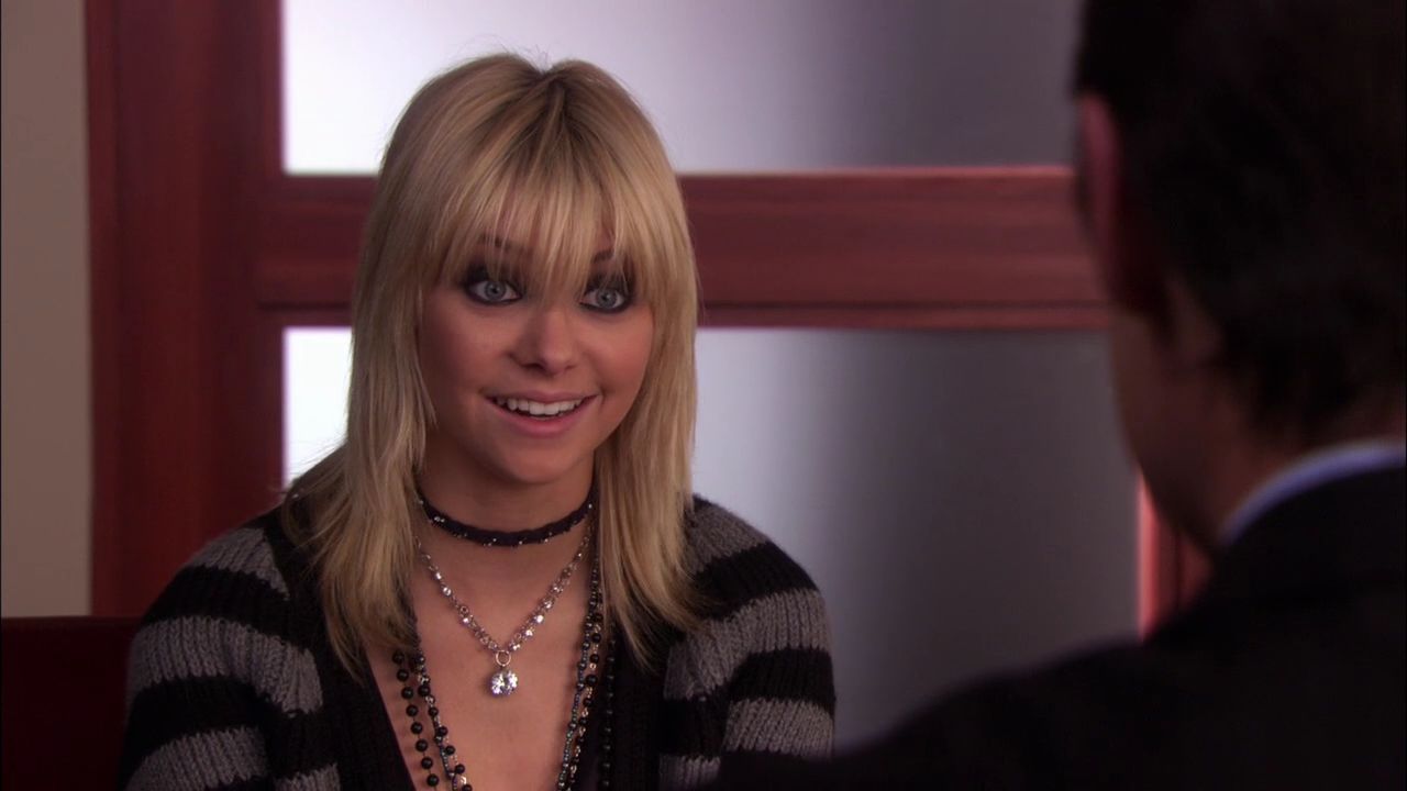 210GossipGirl0510.jpg