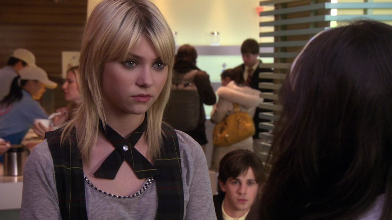 214GossipGirl0396.jpg