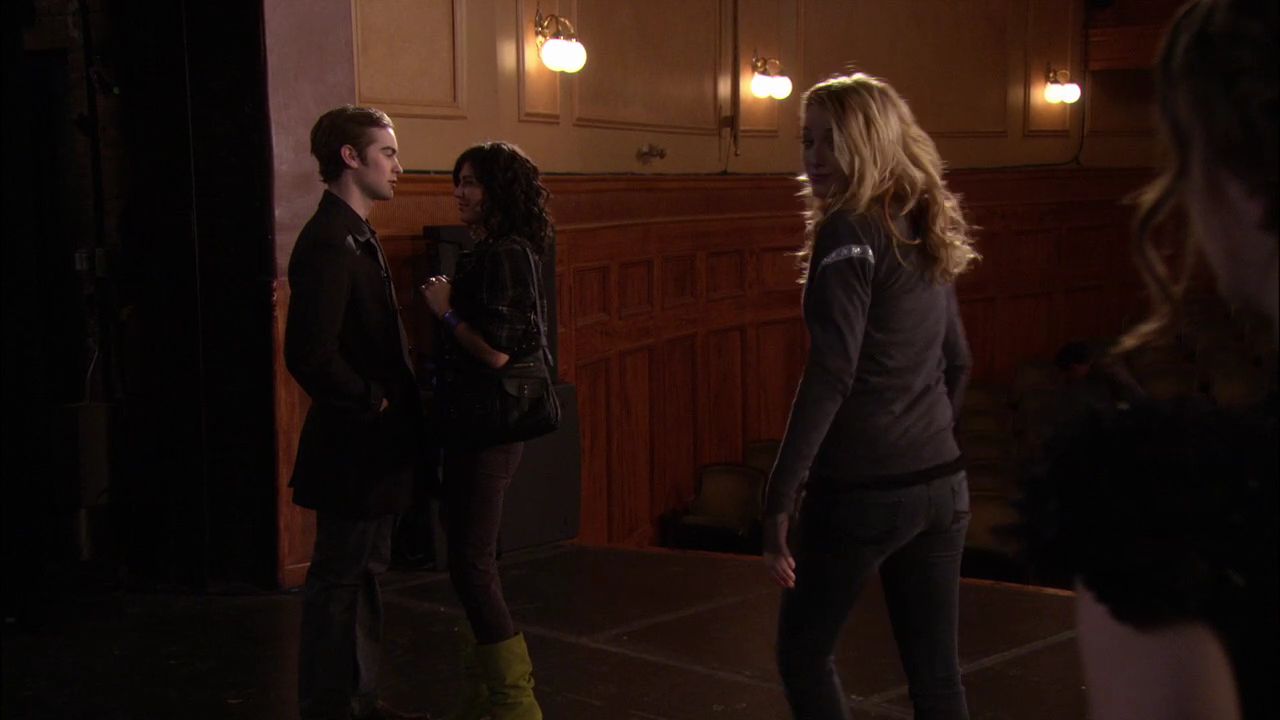 218GossipGirl0369.jpg
