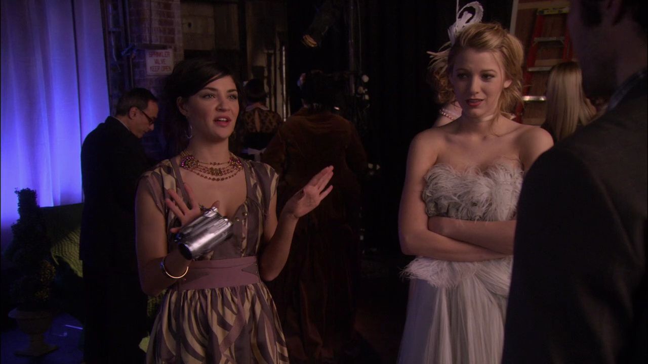 218GossipGirl1012.jpg