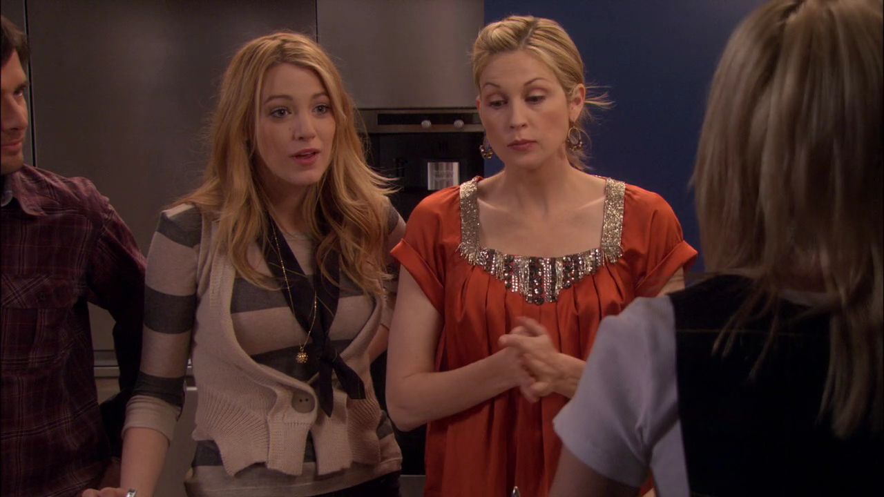220GossipGirl0202.jpg