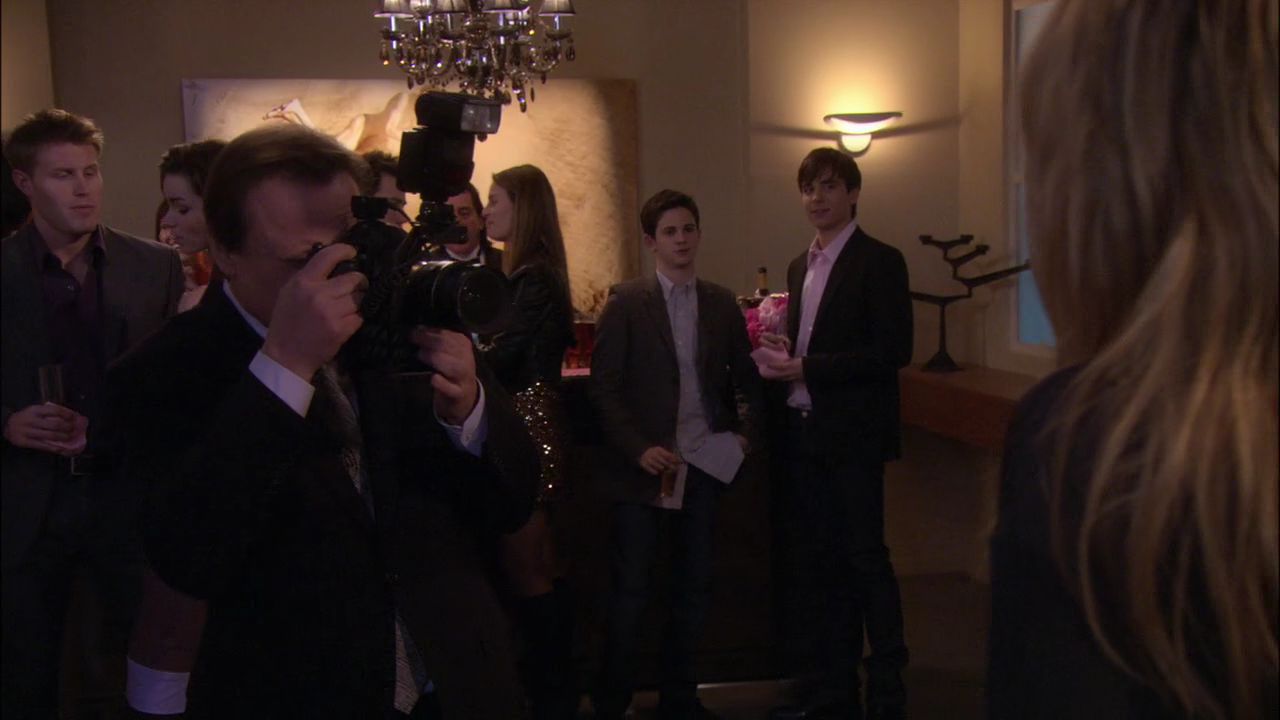 220GossipGirl0715.jpg