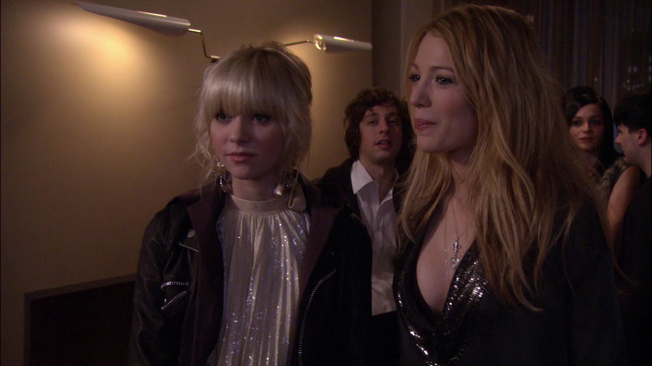 220GossipGirl0717.jpg