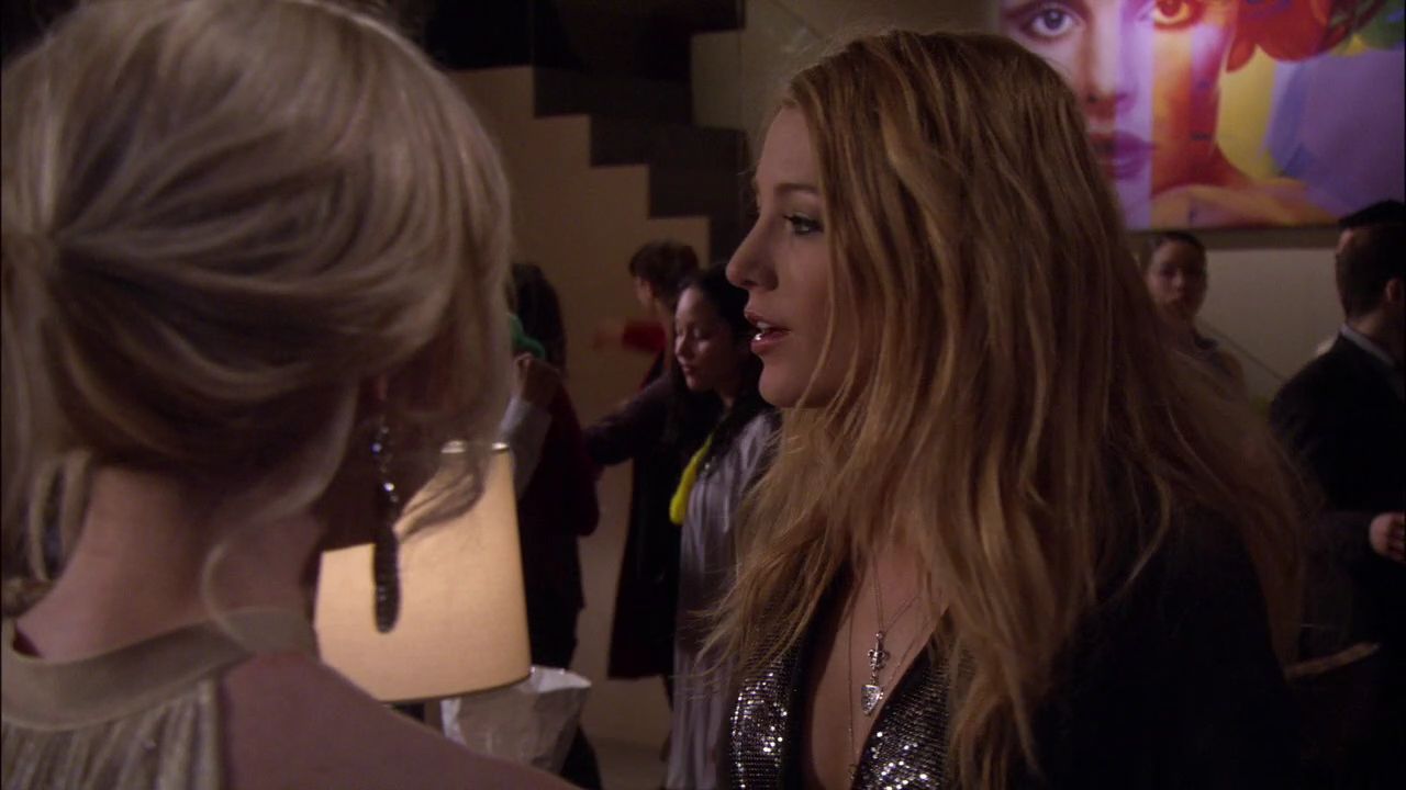 220GossipGirl0804.jpg