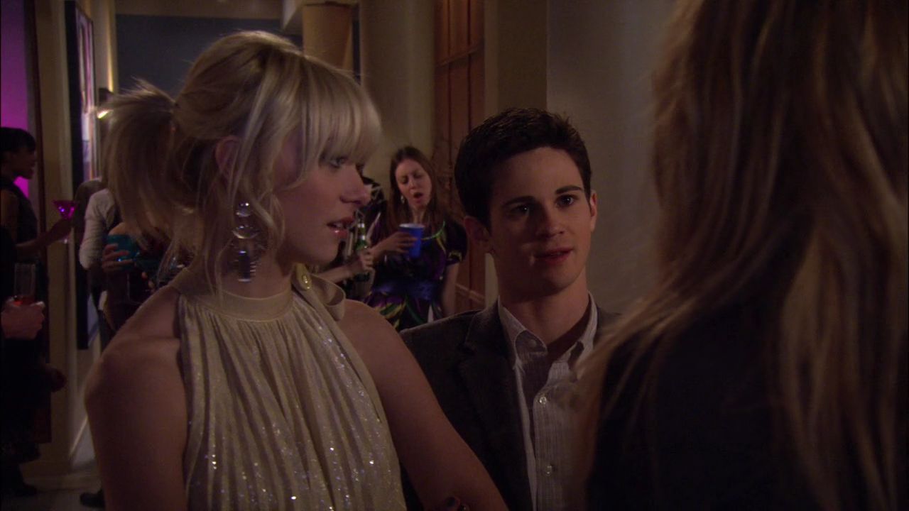 220GossipGirl0809.jpg