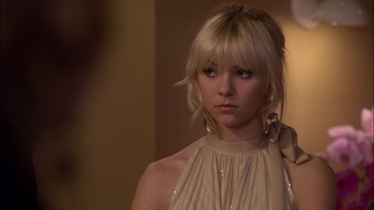220GossipGirl1003.jpg