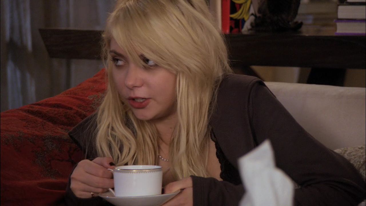 308GossipGirl0401.jpg
