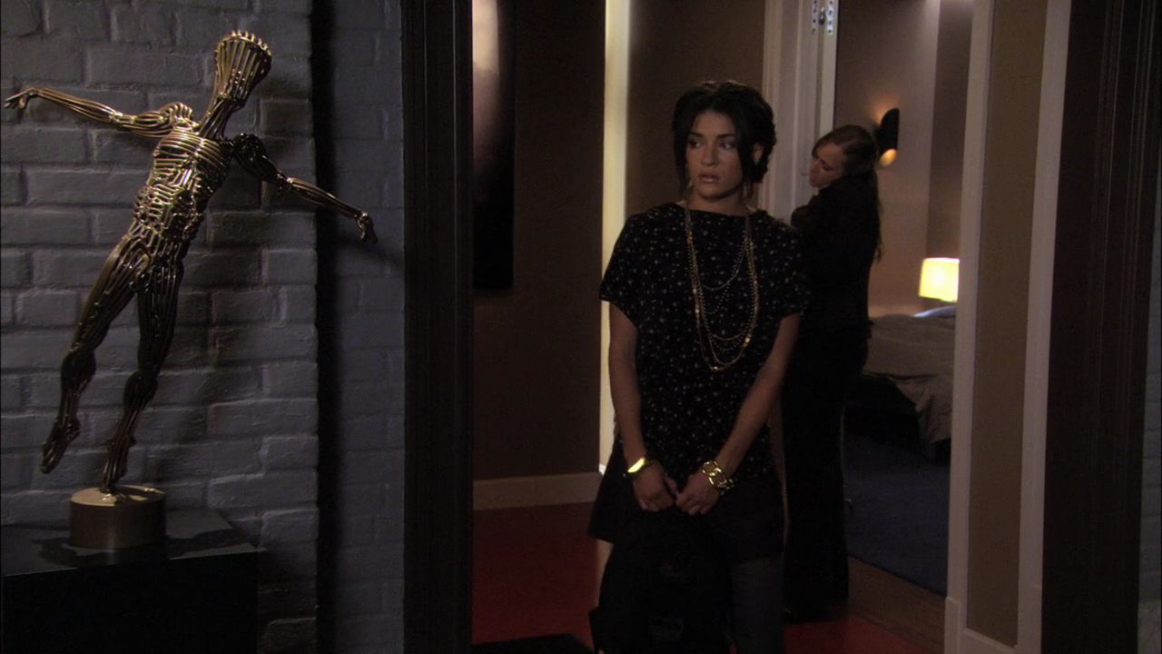 308GossipGirl0602.jpg