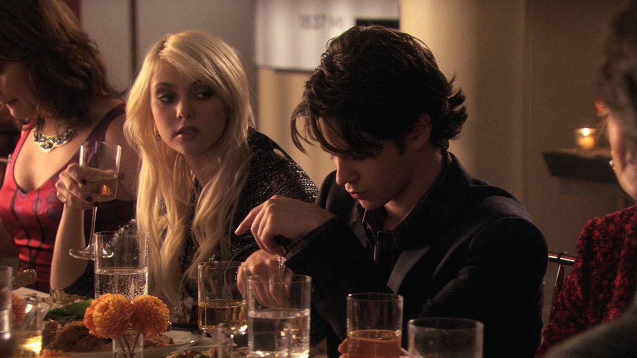 311GossipGirl0703.jpg