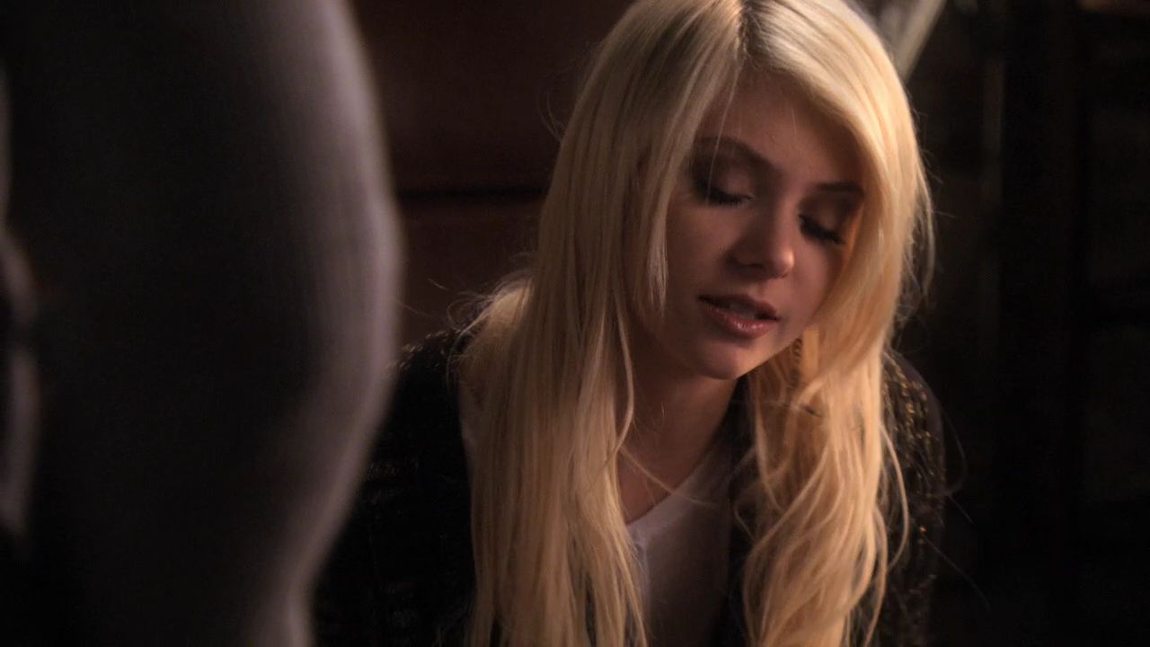 315GossipGirl0615.jpg