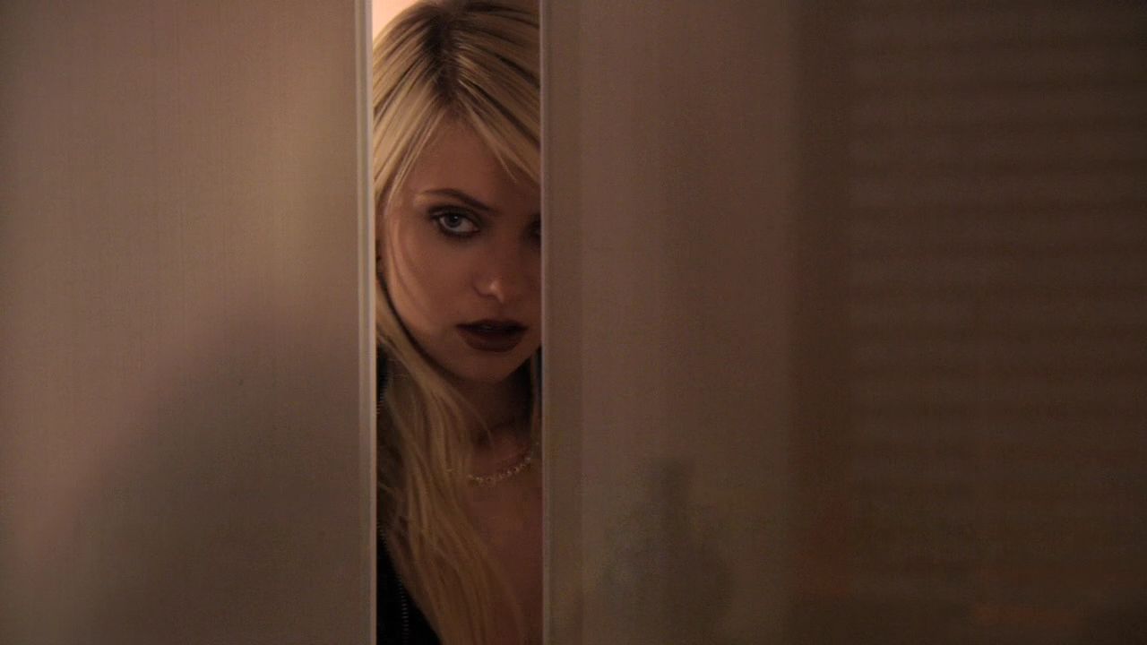 319GossipGirl0621.jpg