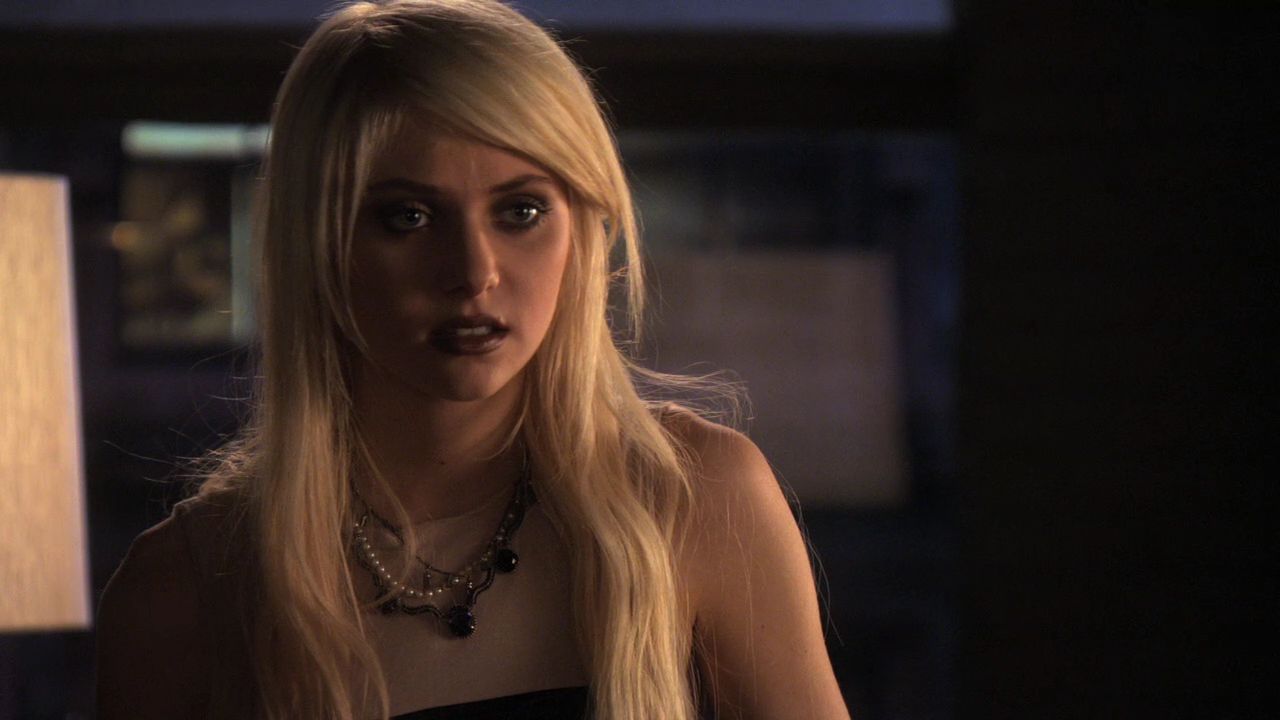 319GossipGirl1440.jpg