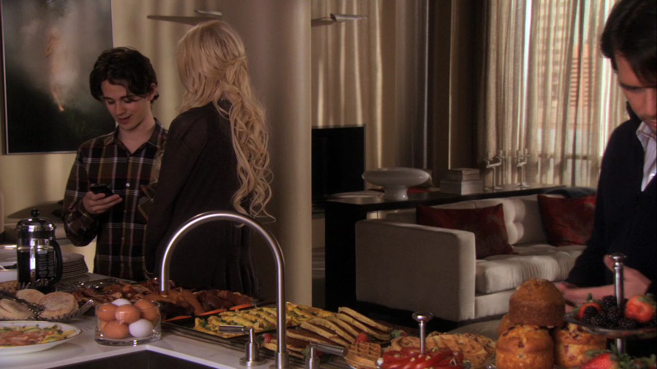 320GossipGirl0173.jpg