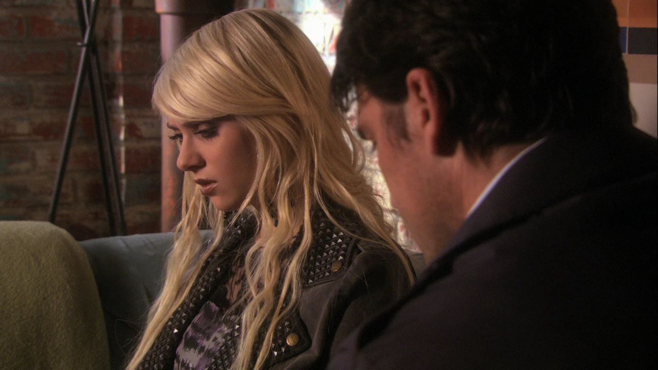 322GossipGirl0602.jpg