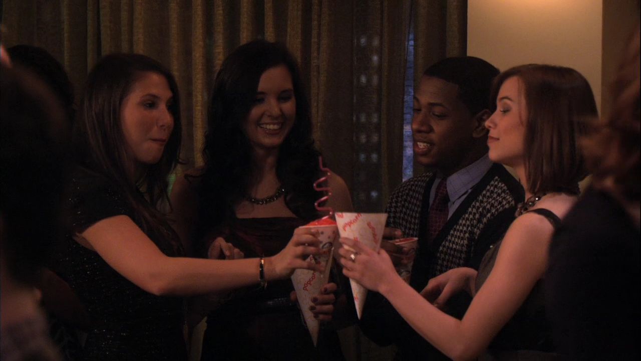 416GossipGirl0947.jpg