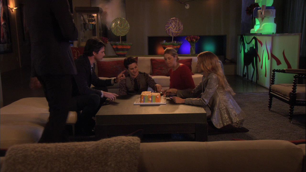 416GossipGirl1587.jpg
