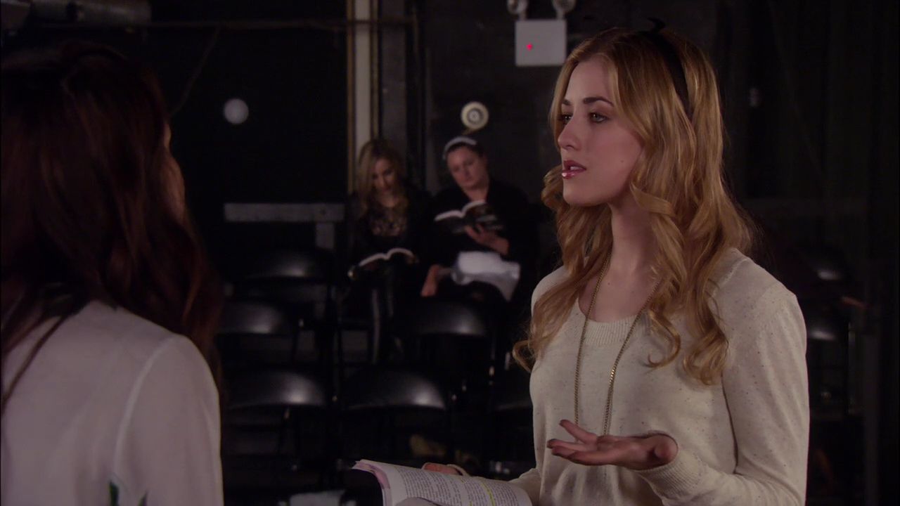 516GossipGirl0622.jpg