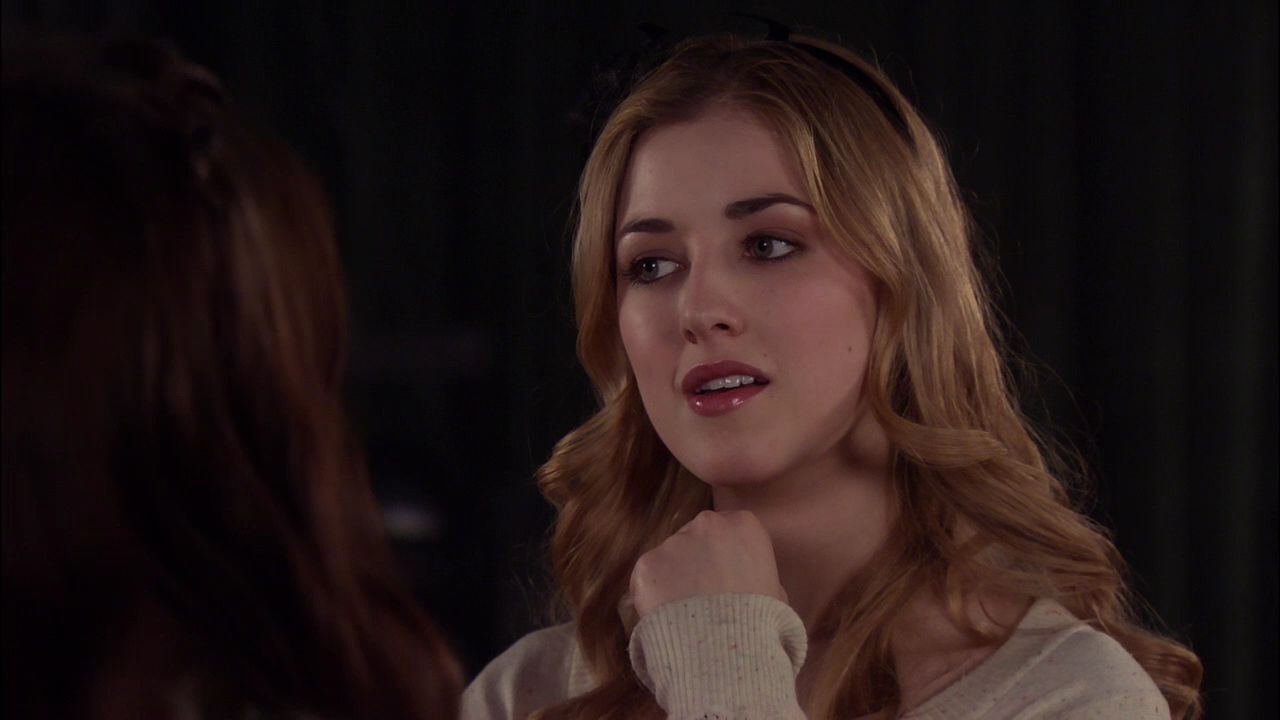 516GossipGirl0653.jpg