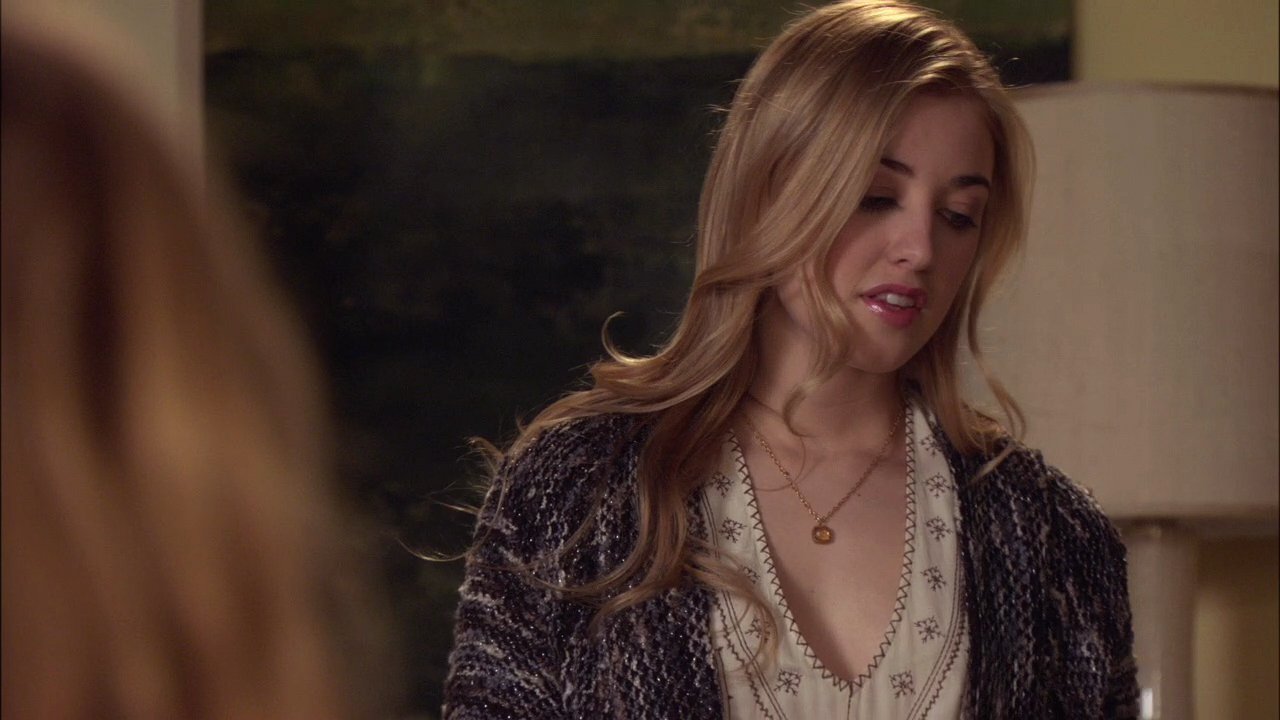 519GossipGirl0313.jpg