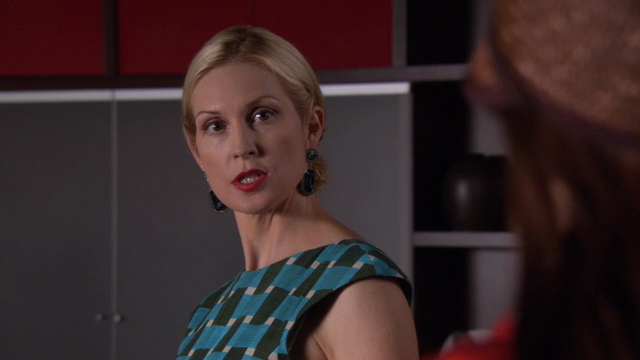 604GossipGirl0516.jpg