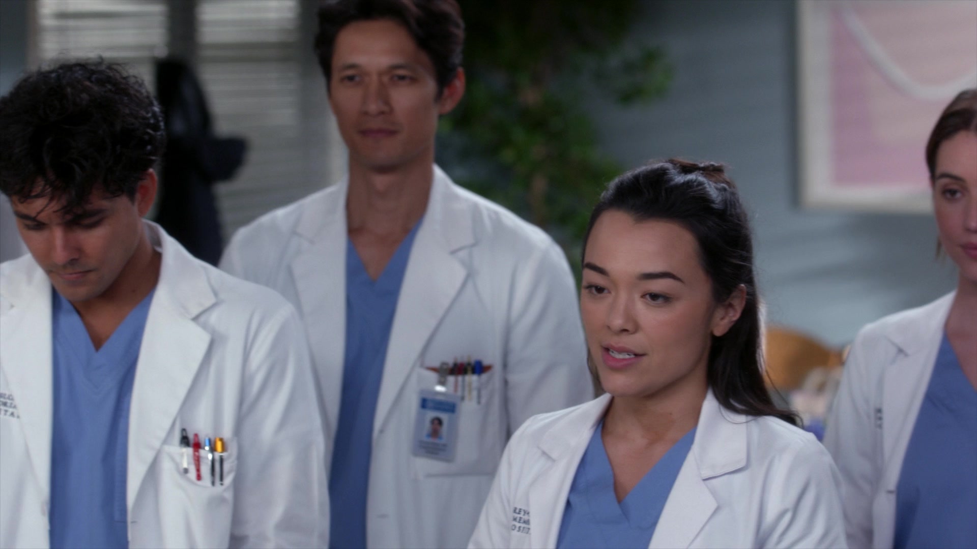 Greys_Anatomy_S19E08_0297.jpg
