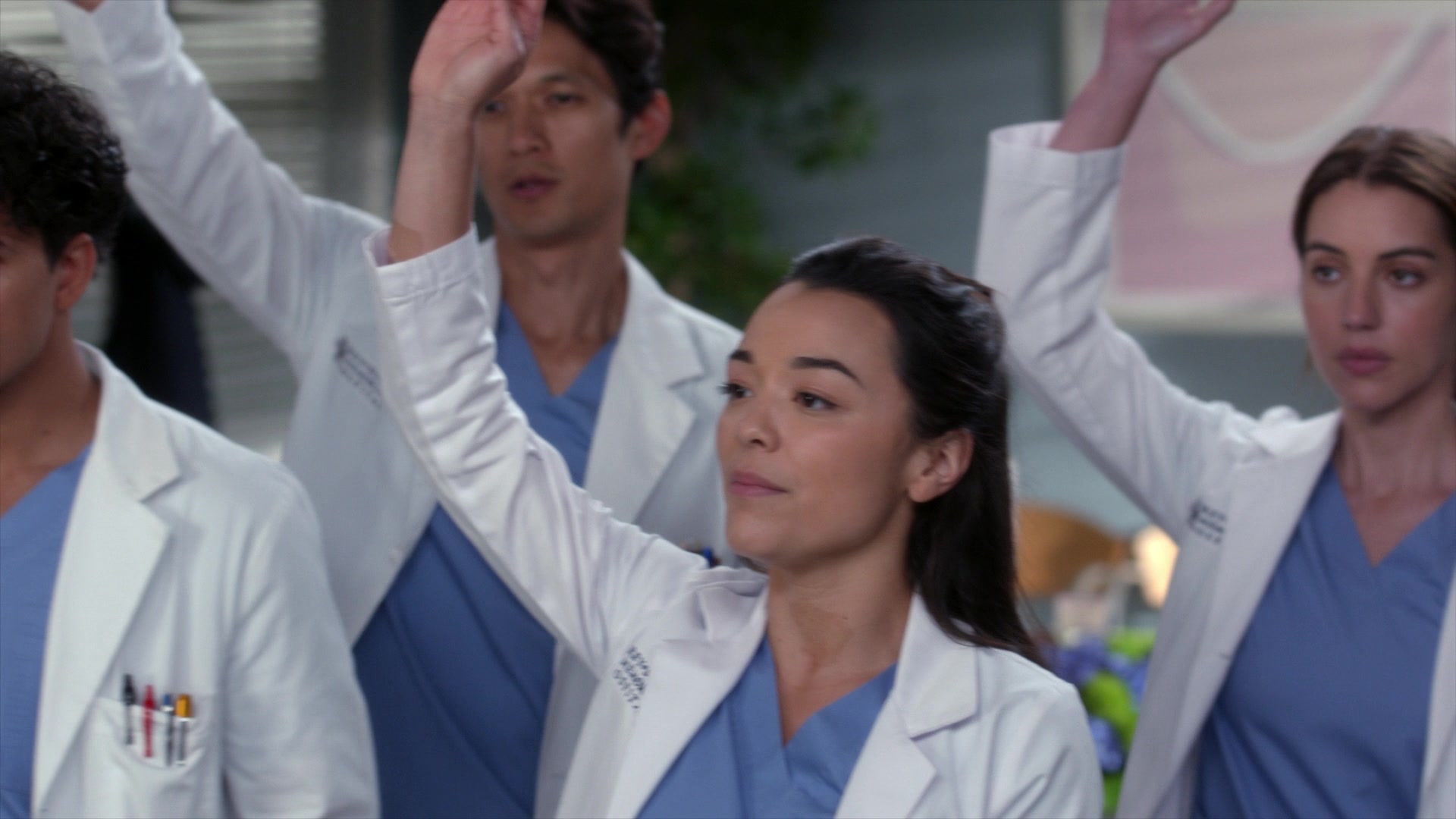 Greys_Anatomy_S19E08_0304.jpg