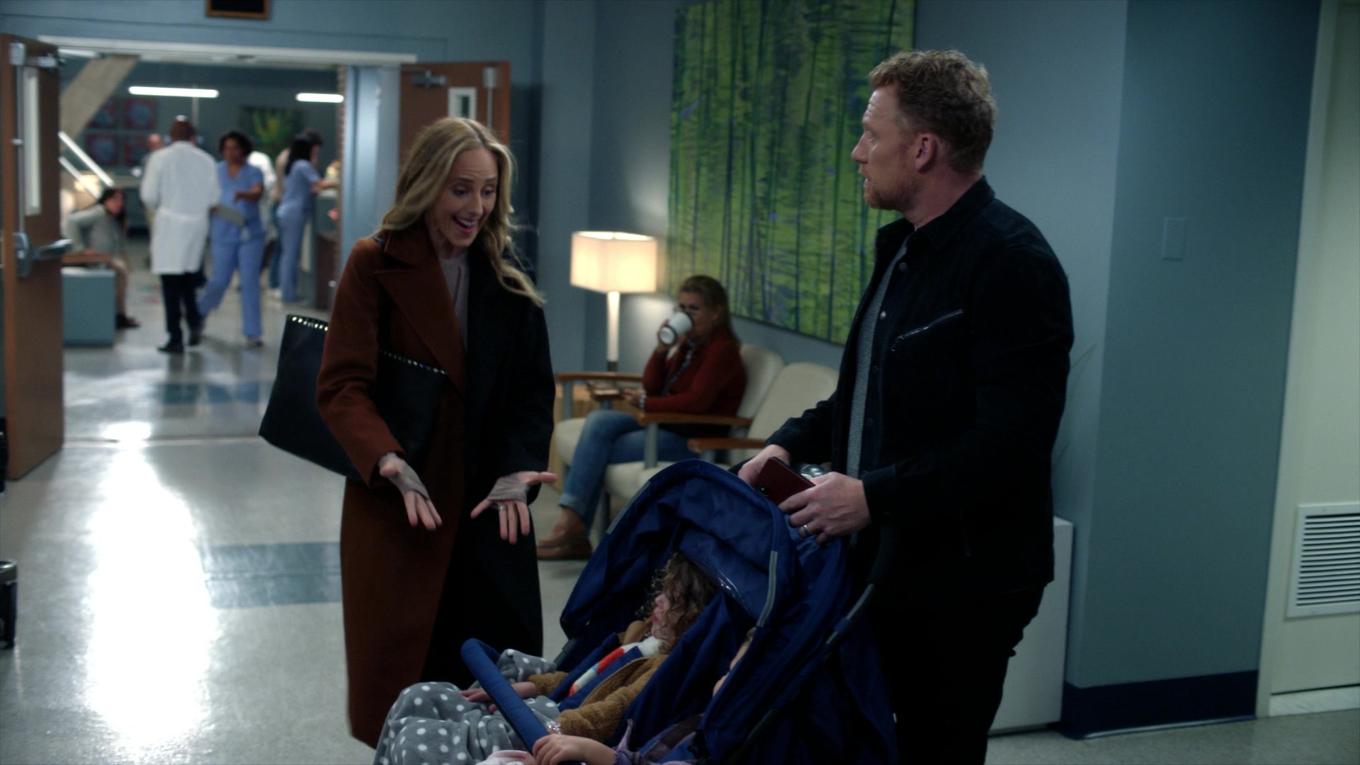 Greys_Anatomy_S19E08_1911.jpg