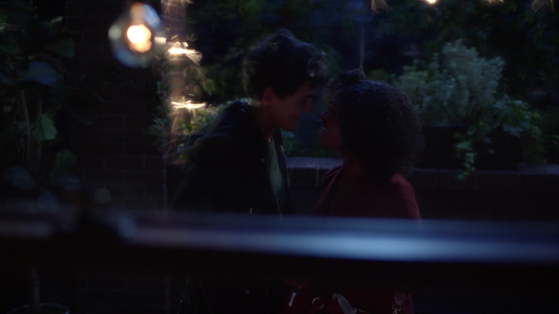 Greys_Anatomy_S19E08_1997.jpg