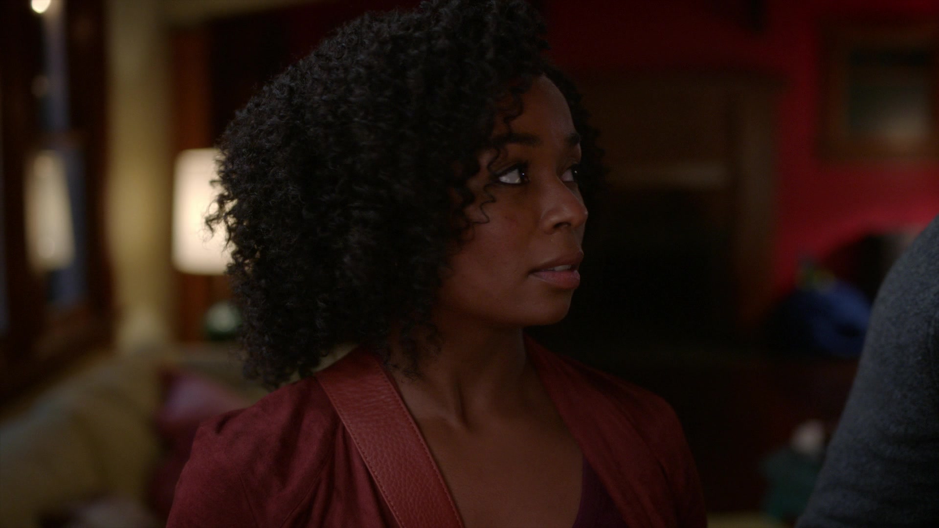 Greys_Anatomy_S19E08_2030.jpg