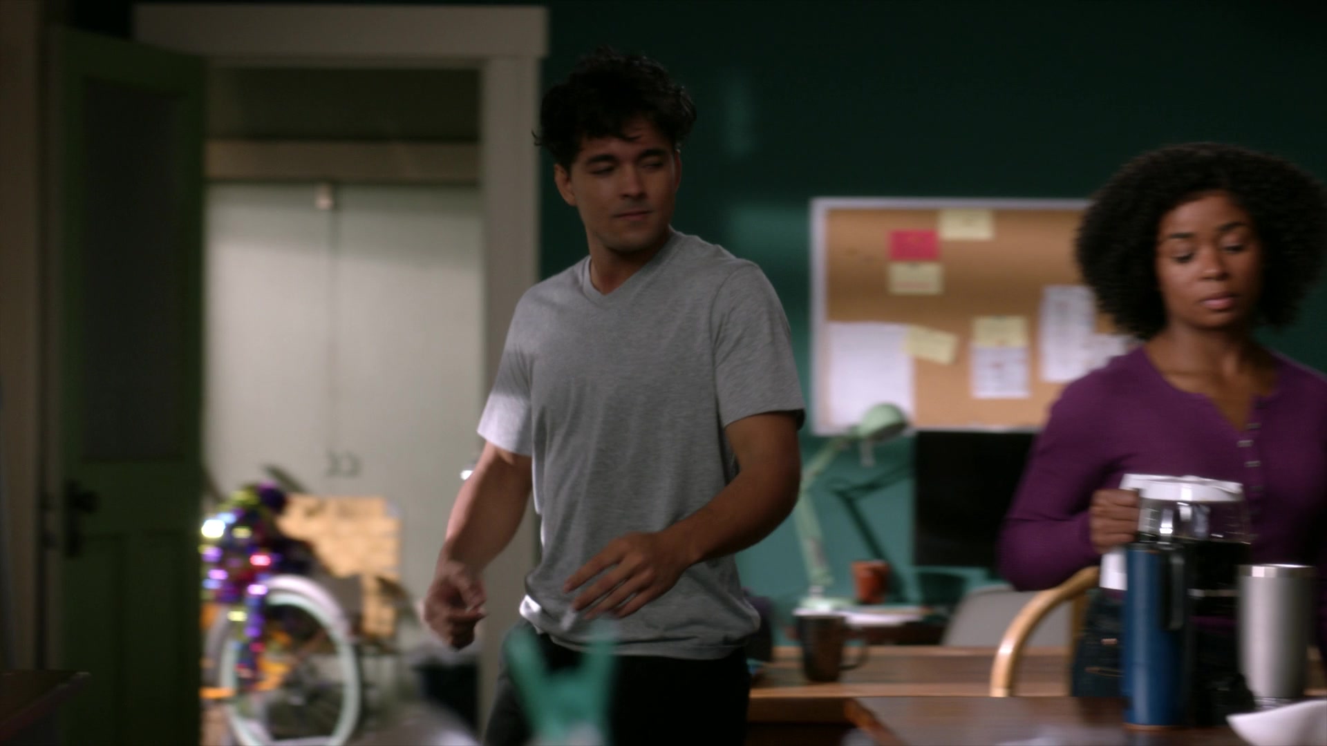 Greys_Anatomy_S19E10_0021.jpg