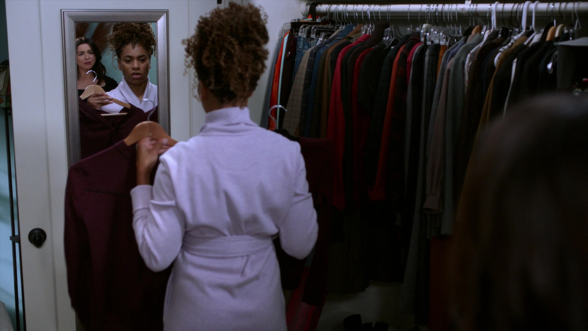Greys_Anatomy_S19E10_0082.jpg