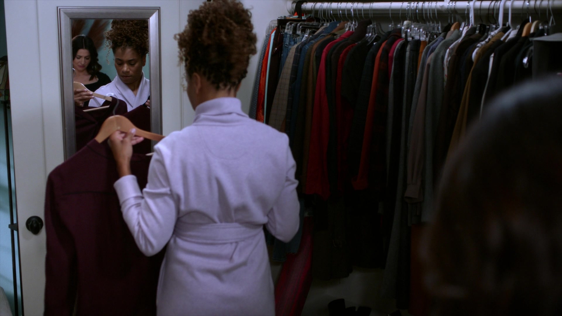 Greys_Anatomy_S19E10_0084.jpg