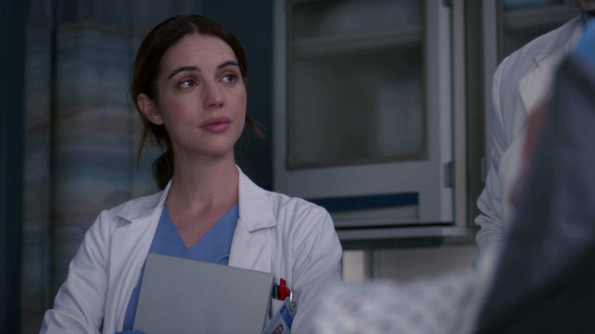 Greys_Anatomy_S19E10_0277.jpg