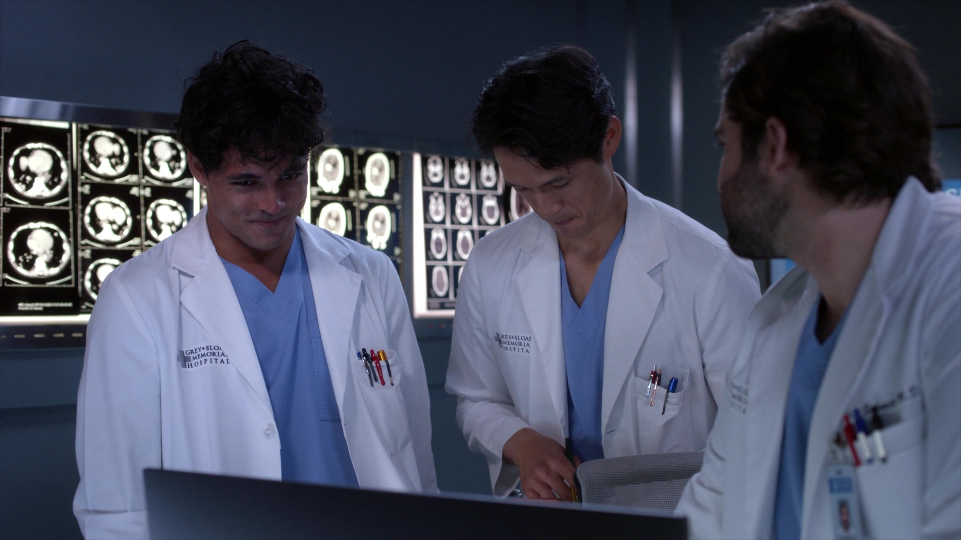 Greys_Anatomy_S19E10_0561.jpg