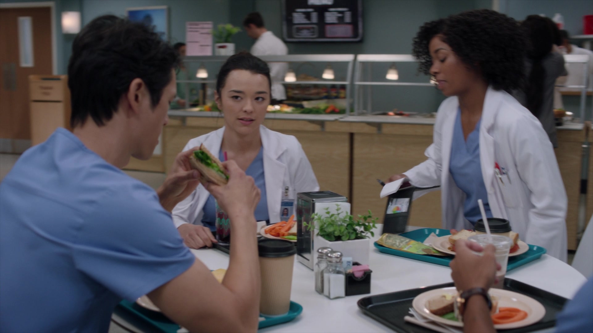 Greys_Anatomy_S19E10_0682.jpg